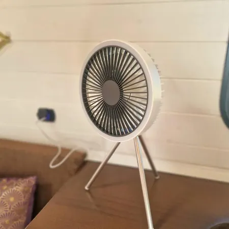 Camper Estatico Solo Alojar En El Frente Del Mar