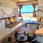 Camper Estatico Solo Alojar En El Frente Del Mar * La Tejita