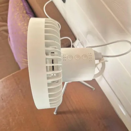 Camper Estatico Solo Alojar En El Frente Del Mar Kamp alanı *