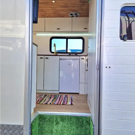 Kamp alanı Camper Estatico Solo Alojar En El Frente Del Mar La Tejita