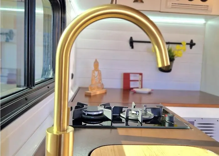 Camper Estatico Solo Alojar En El Frente Del Mar مكان تخييم *